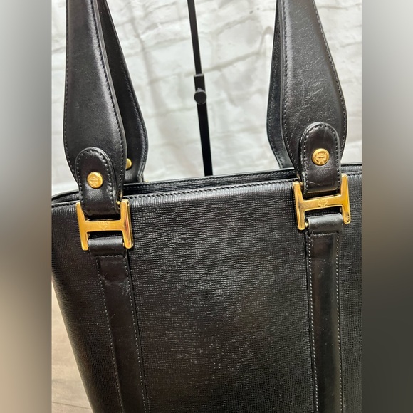 ❤️RARE❤️ MCM Authentic Bucket Bag with small purse inside - Picture 8 of 11